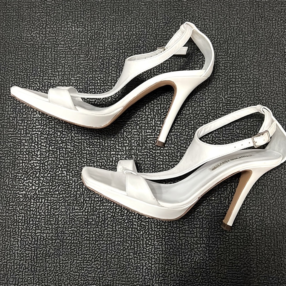 Used white Charles David heel